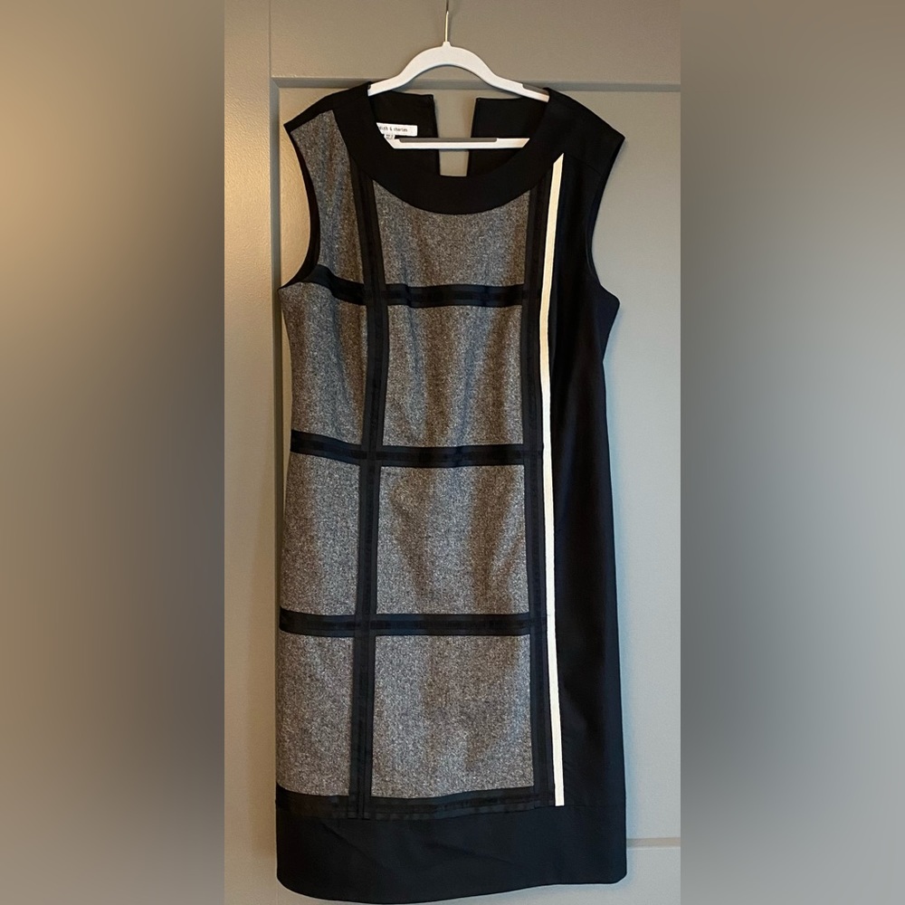 Judith & Charles mod-style shift dress with ribbon detailing